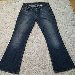 Lucky Jeans 6/28